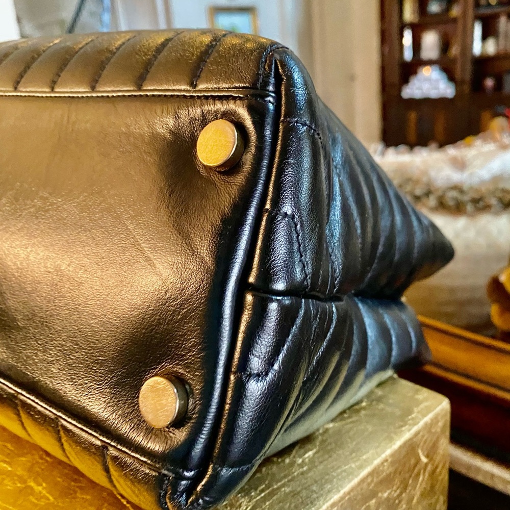YSL Lou Lou Chevron Matelase Tote Bag - Picture 8 of 13